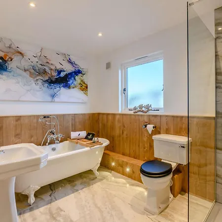 2 Bed In Leyburn 91102 Finghall