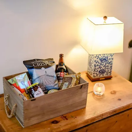 2 Bed In Leyburn 91102 Holiday home *