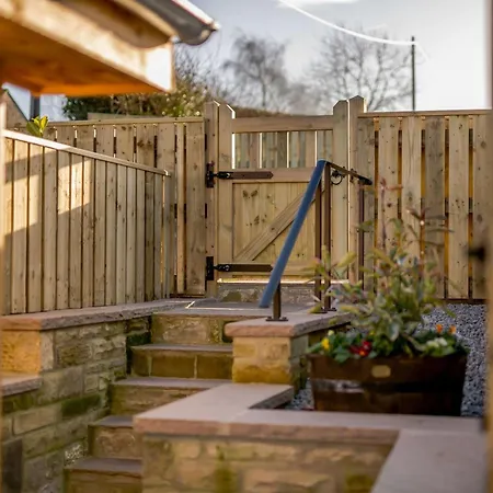 Holiday home 2 Bed In Leyburn 91102 Finghall